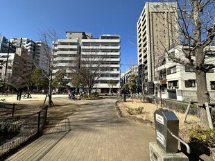 関栄ビルの物件外観写真